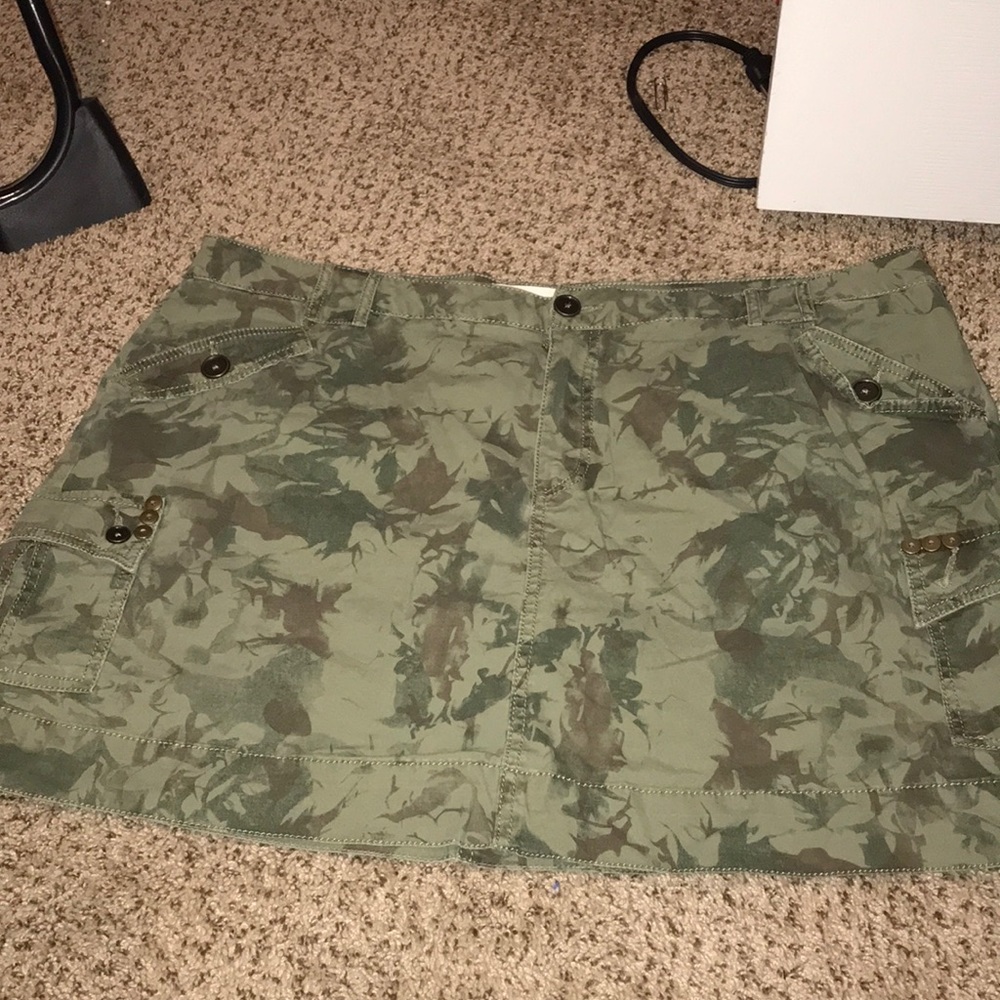 Skort camouflage